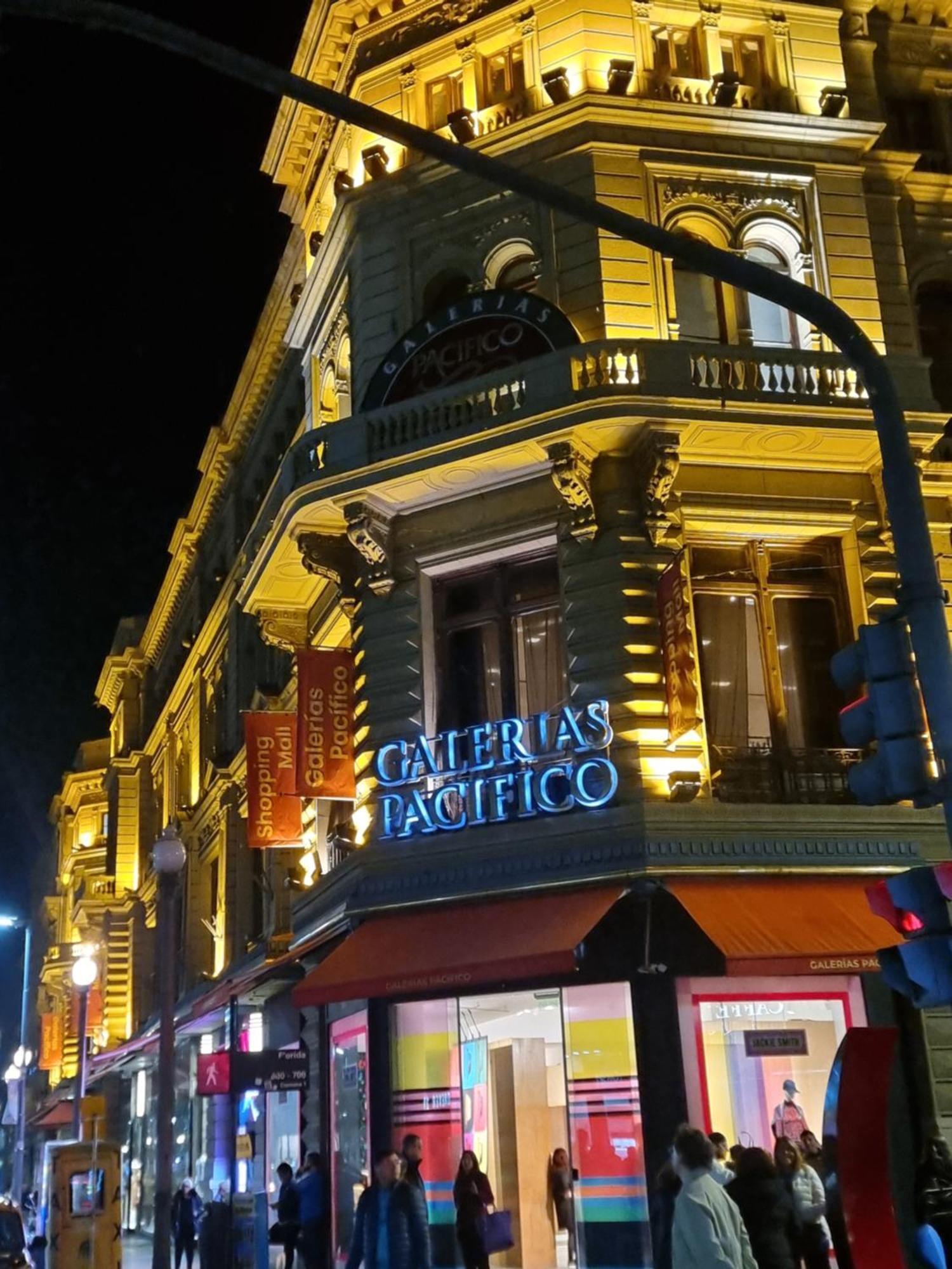 Fashion And Travel Plaza Apartment Buenos Aires Bagian luar foto